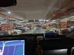 -浦东机场p4停车场