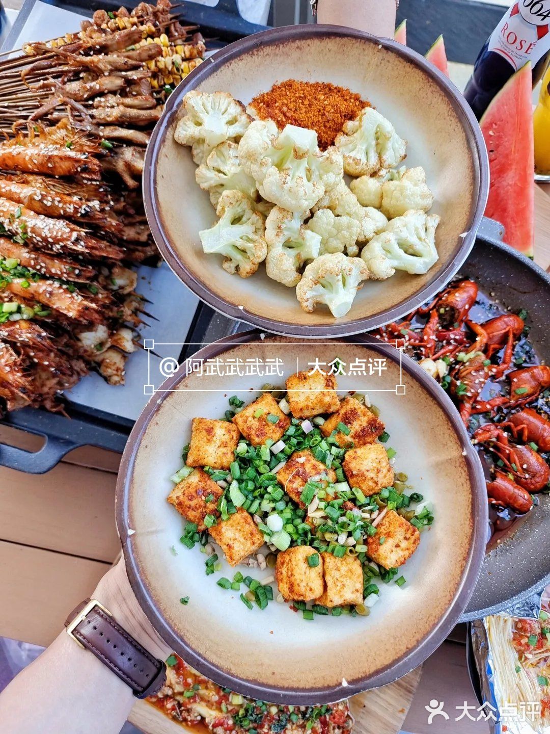 成都的夏天是不是快来了呀[害羞]和朋友喝酒吃小龙虾的宝藏天台