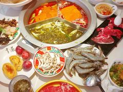 -享遇.锅姥姥牛排海鲜自助(小寨店)
