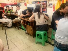 -鸿顺老铁锅美蛙鱼府(解放碑店)
