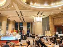 -怡聚轩全日制自助餐厅(大中华喜来登酒店)
