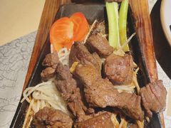 -穹六人间 people 6(岳阳路店)