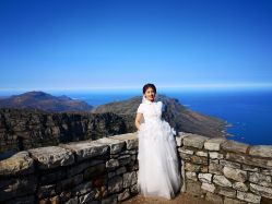 -Flora婚纱礼服定制租赁店