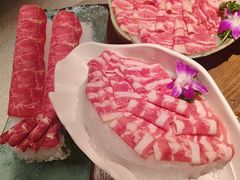 -泓炙颐凤鲜海鲜火锅料理(桐乡店)