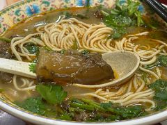 -金杨拉面王小吃面馆·牛三宝面·红烧牛肉粉