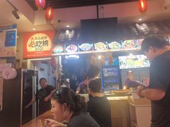 -爆炸头阿姨小四川正宗川味小吃(无任何分店)