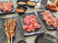 -啊美丽炭火烤肉(滑翔一店)