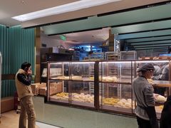 面包甜点陈列柜-奈雪的茶(亨特国际广场店)