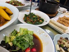 -香山湖家家宴(中山陵店)
