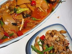 酸笋炒鸭脚-柳喜辣·烧烤酒局(跃进总店)