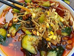 -六福烧烤酒馆(秦隆步行街店)