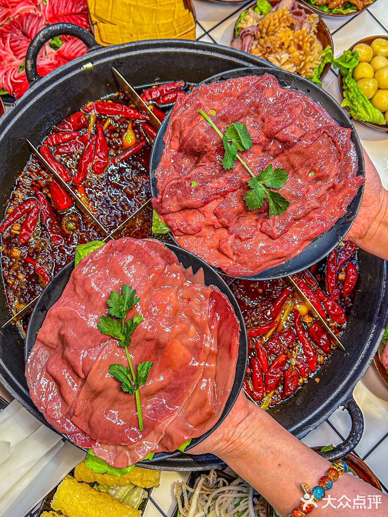 在重庆，本地人才知道 0元玩转这座城 重庆九街