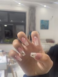 -艾珂·美甲美睫