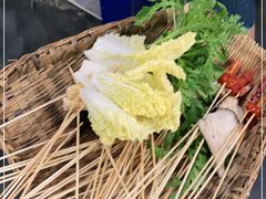 -马路边边串串香(延庆环球新意广场店)