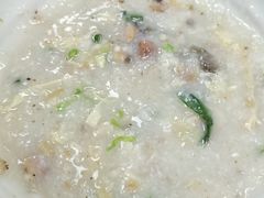 拆鱼粥-燊意布拉肠云吞面(中山四路店)