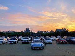 -枫花园汽车电影院(朝阳公园店)