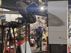 -满記土窑烧鷄波浪山莊