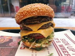 -The Habit Burger Grill 哈比特汉堡(复兴soho店)