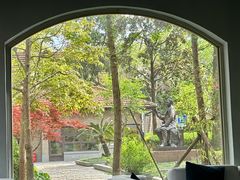 -穹六人间 people 6(岳阳路店)