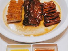 烧味三拼-十六台·经典广东菜(德外大街店)