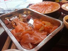 -三文彩虹鳟鱼庄