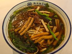 -镇南锅盖面馆(解放路店)