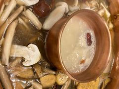 -慢丽江·云南野生菌土鸡锅(付家庄店)