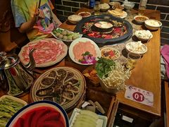 -舒家大院重庆老火锅(纪念塔店)