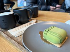 -星巴克臻选(上海合生汇1F店)