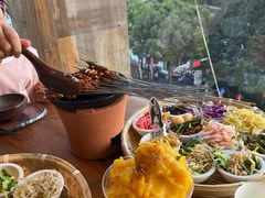 -包整·丝娃娃(一览甲秀楼风景店)