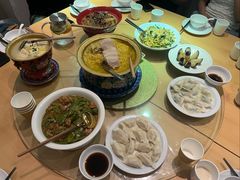 -关东小磨东北菜(上海长风大悦城店)