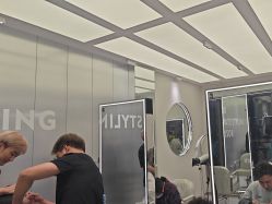-PE SALON