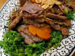 -Hoang Yen Vietnamese Cuisine