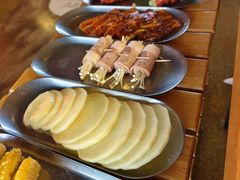 -叽叽扎扎烤肉场(生态城万达店)