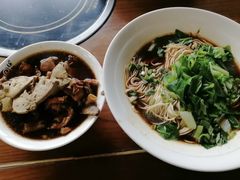 -杨阿六蒸缸羊肉面