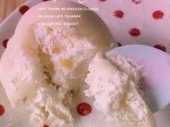 -蜜蜂小象·榴莲千层蛋糕(时代汇11栋店)