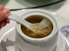 川弓白芷炖鱼唇-申粤轩酒楼·三十年粤菜经典(丁香花园店)