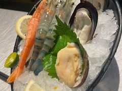 -领鲜活海鲜榴莲自助火锅(东门店)