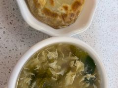 -顺溜·手工刀削面·黑金店(铜锣湾店)