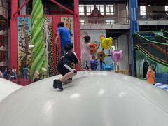 -蒙特利亲子乐园