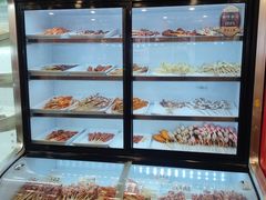 -哈尔滨小酒馆·鲜肉现穿自助烧烤(康新花园店)