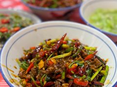 -荆九爷爆炒桥头三嫩(夫子庙店)