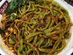 油泼菠菜面-老陈婆手工面庄
