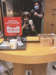 -时尚殿堂明星门店