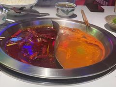 -卤校长重庆火锅(国兴店)