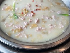-老来福·非遗酸汤兔(凯旋路店)