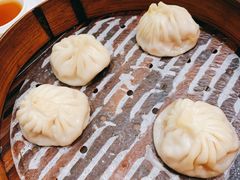 蟹粉汤包-光明邨大酒家(淮海路店)