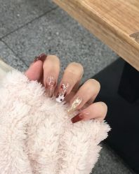 -悦指间美甲美睫