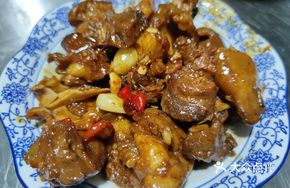 Secret Braised Pork Knuckle