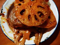 -爆炸头阿姨小四川正宗川味小吃(无任何分店)